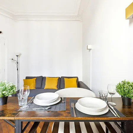 Apartment Lovely In Upscale 8th With Netflix Paris